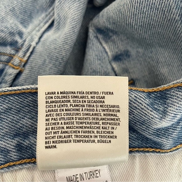 Agolde Parker Vintage Blue Denim Distressed Cut Off Shorts - 37760 - Picture 7 of 9